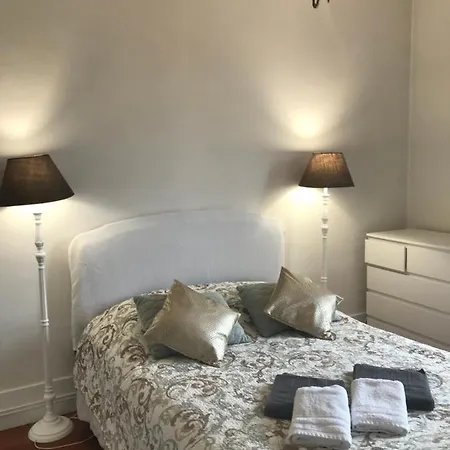 Maison En Pierre De Taille