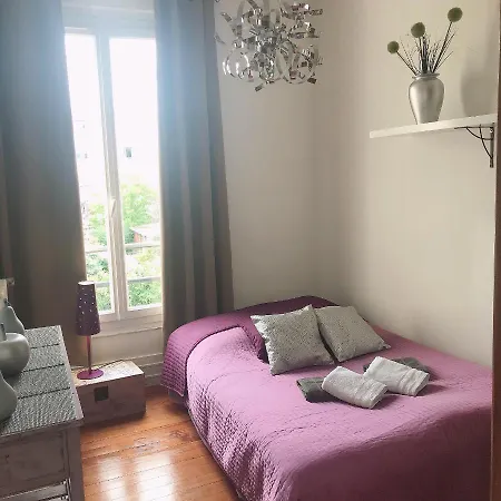 Maison En Pierre De Taille Vakantiehuis Le Raincy